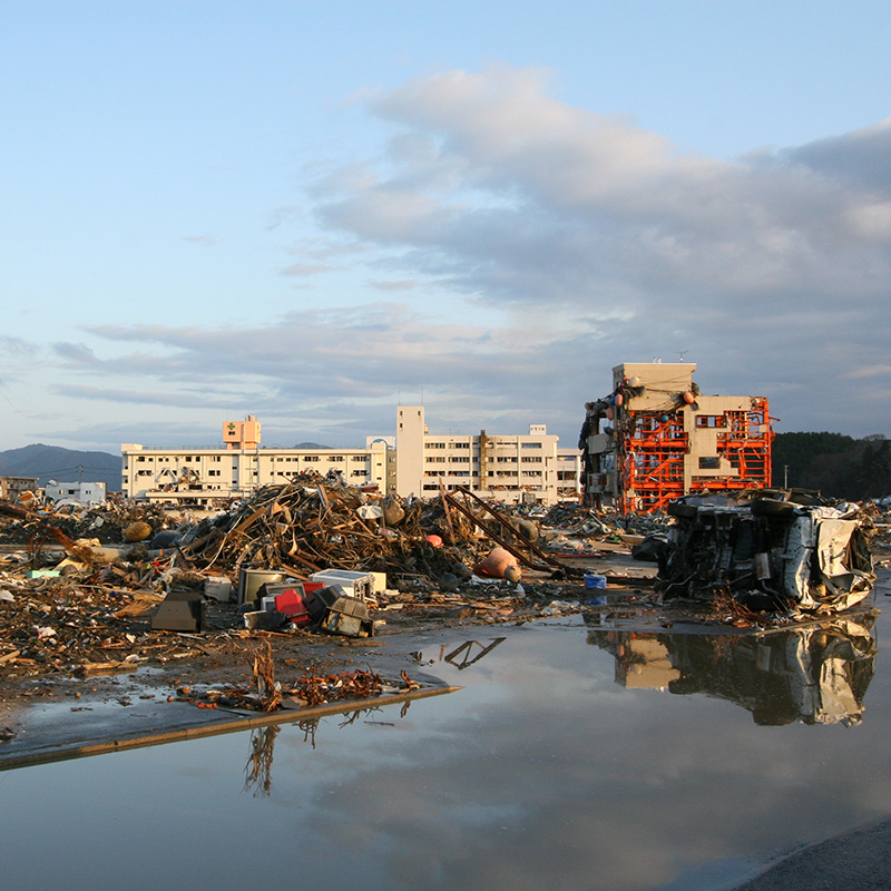 ¿Qué podemos hacer para reducir el impacto de tsunamis en nuestras costas?